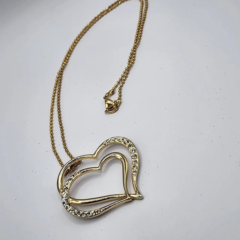 Gold Double heart necklace - Picture 2 of 5